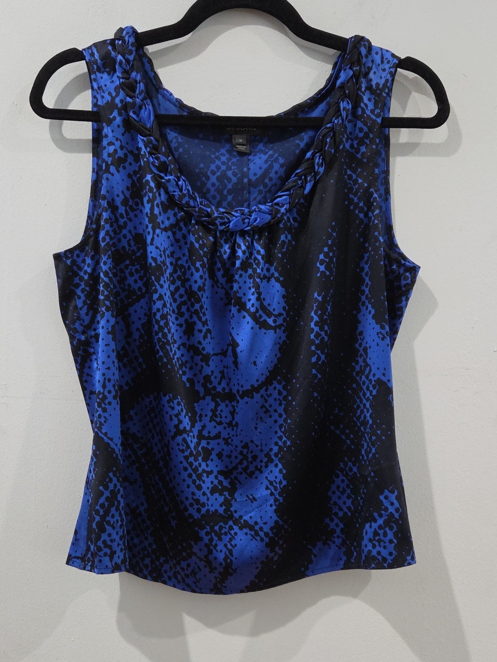 St. John Sleeveless Blouse